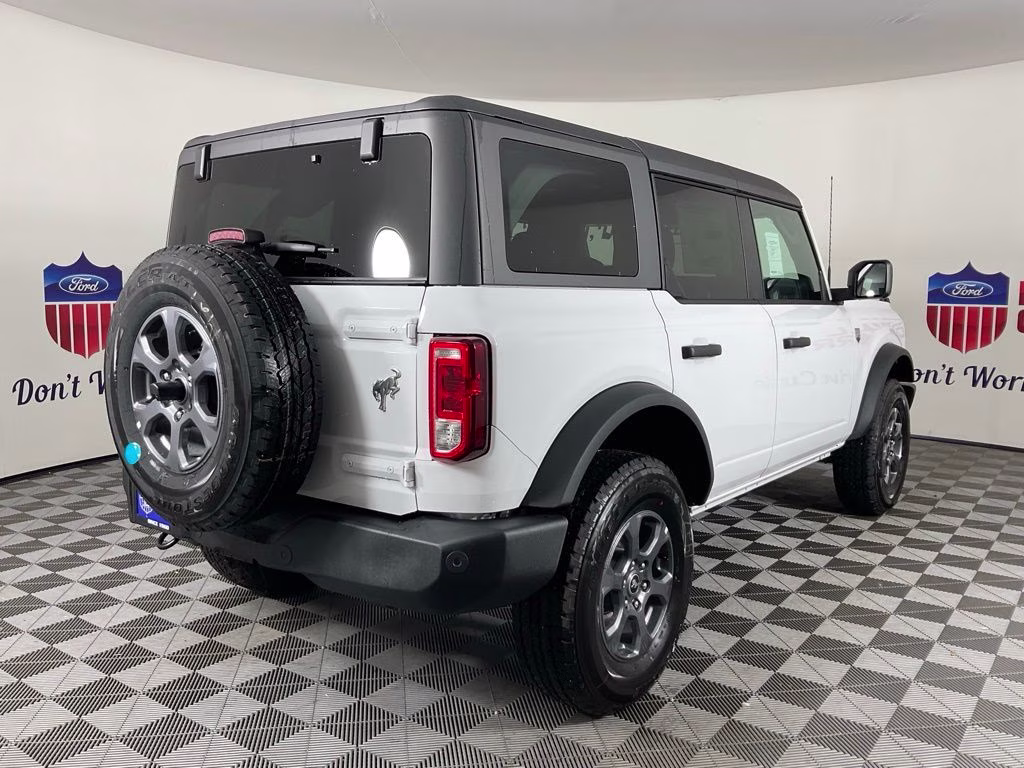 2026 Oxford White Ford Bronco Big Bend 4X4 SUV