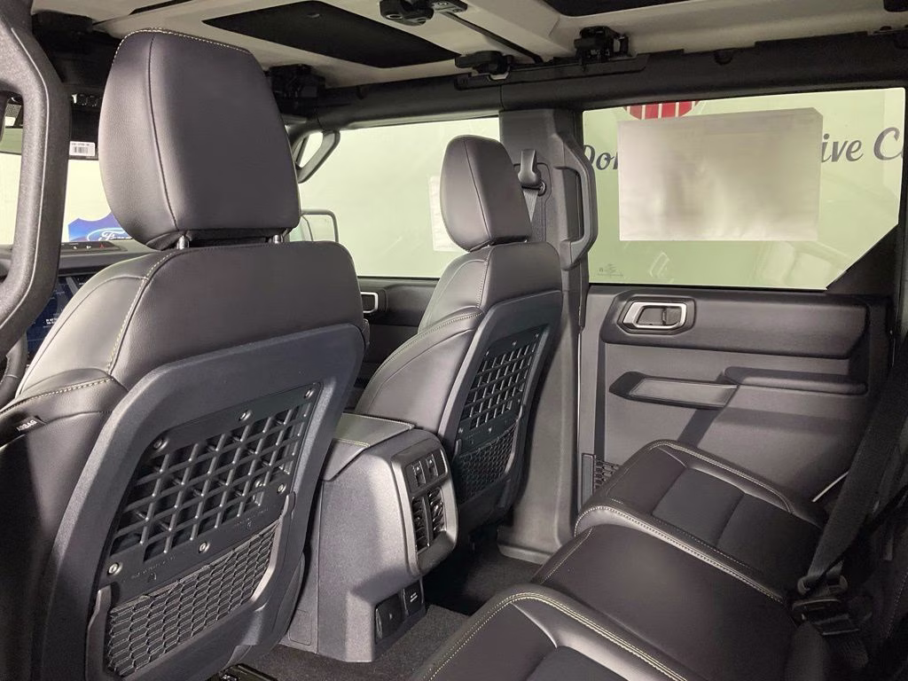 2026 Avalanche Ford Bronco Badlands 4X4 SUV