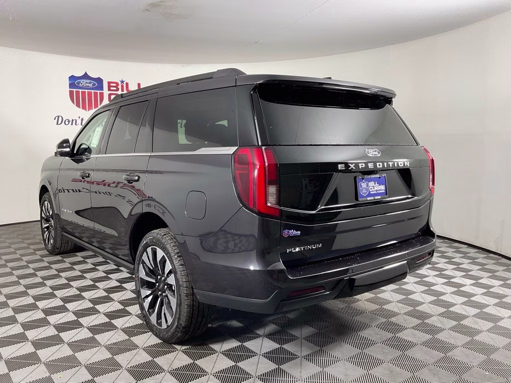 2027 Gray Metallic Ford Expedition Platinum 4X4 SUV