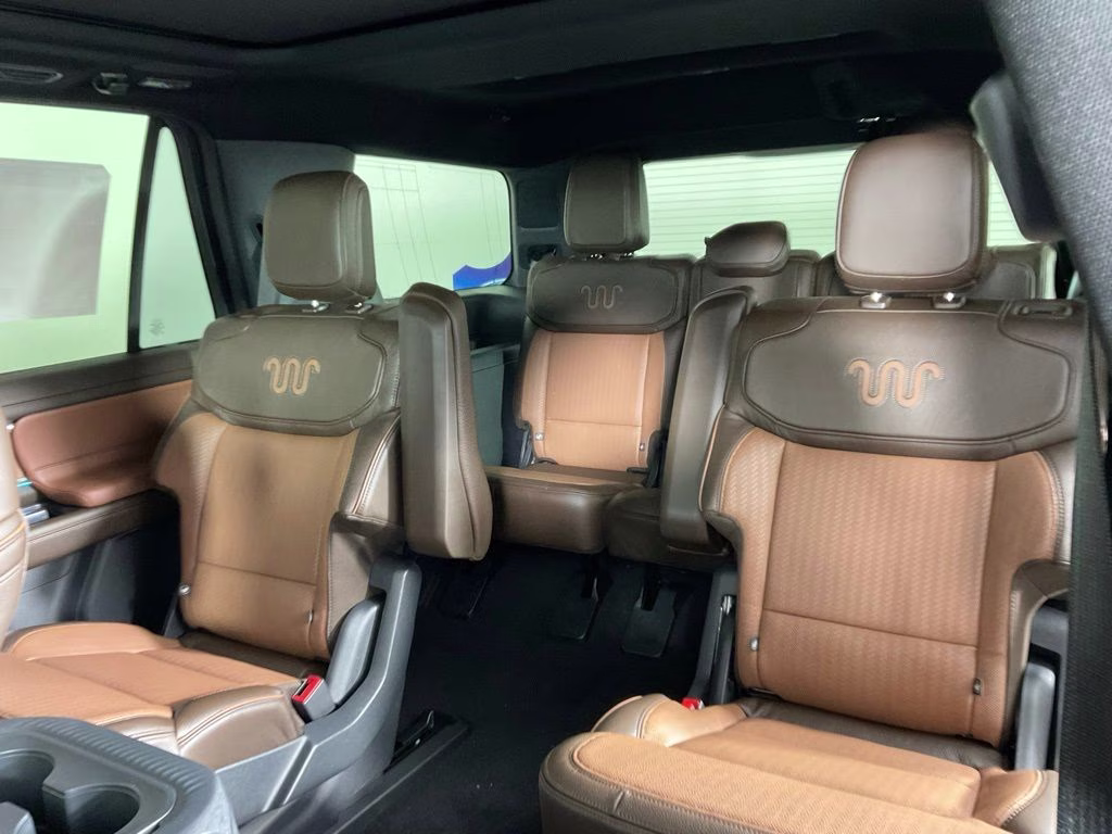 2027 Gray Metallic Ford Expedition King Ranch 4X4 SUV