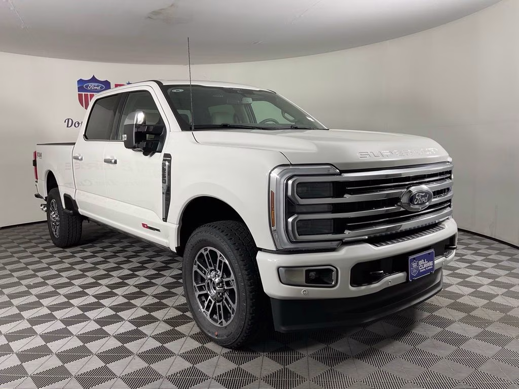 2026 White Metallic Ford Super Duty F-250 SRW Platinum 4X4 Truck