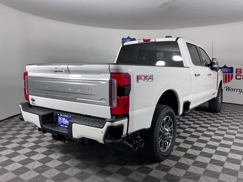 2026 White Metallic Ford Super Duty F-250 SRW Platinum 4X4 Truck
