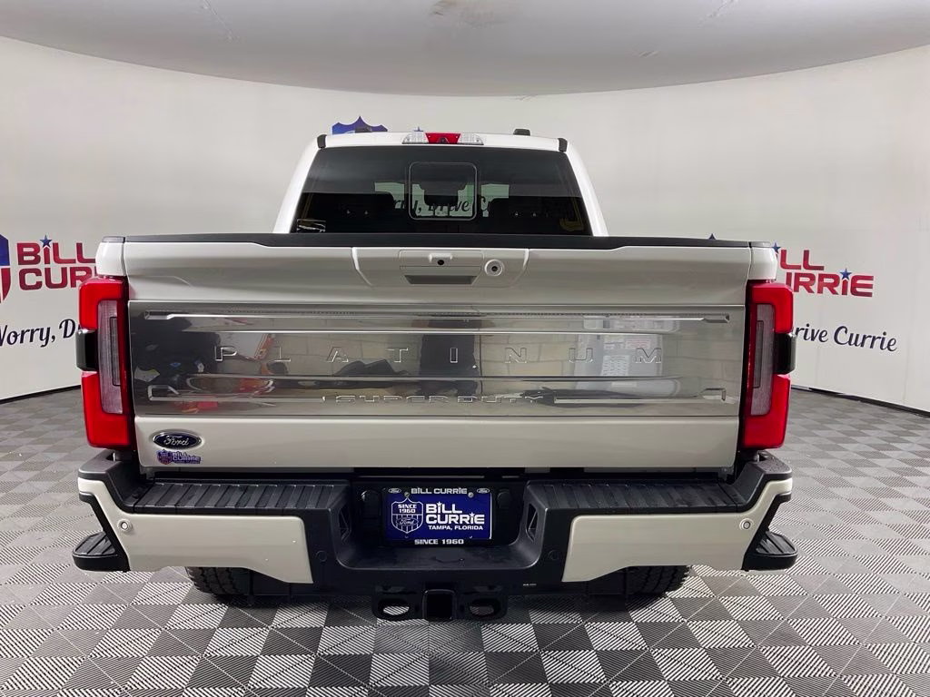 2026 White Metallic Ford Super Duty F-250 SRW Platinum 4X4 Truck
