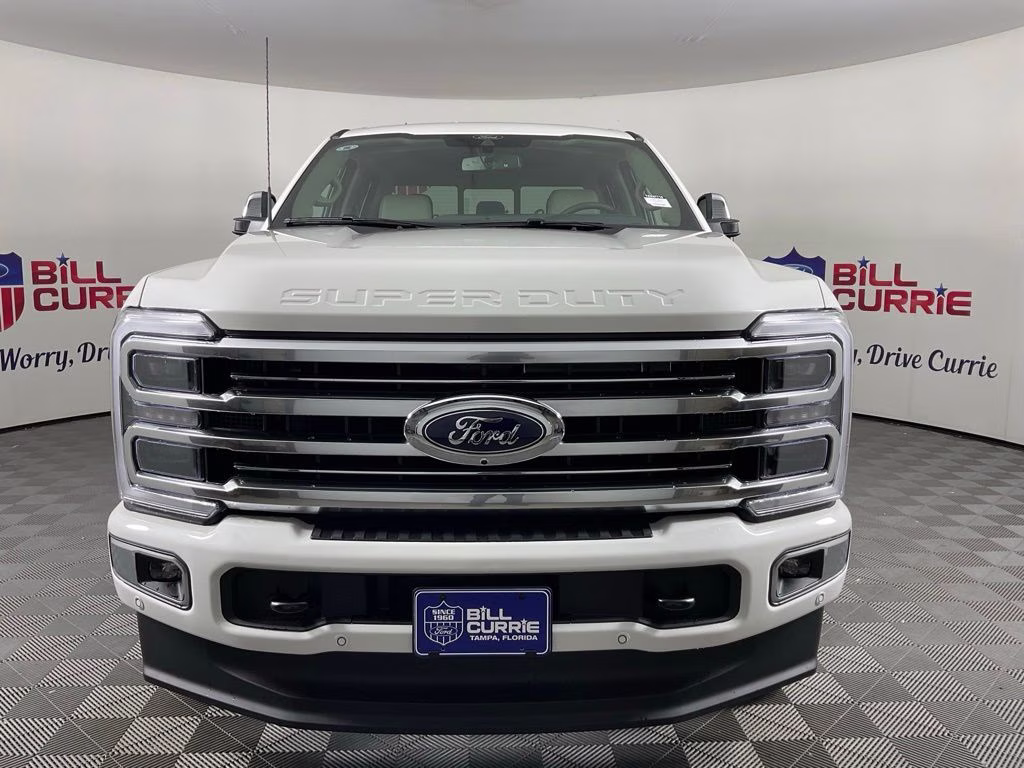 2026 White Metallic Ford Super Duty F-250 SRW Platinum 4X4 Truck