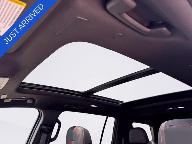 2026 Mosaic Black Metallic Chevrolet Traverse Z71 AWD SUV