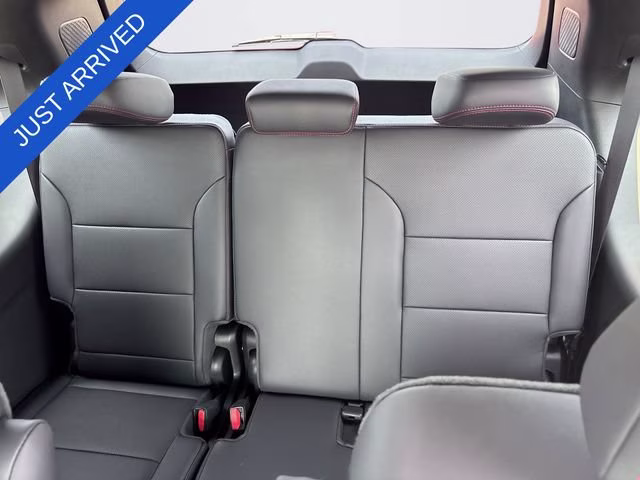 2026 Mosaic Black Metallic Chevrolet Traverse Z71 AWD SUV