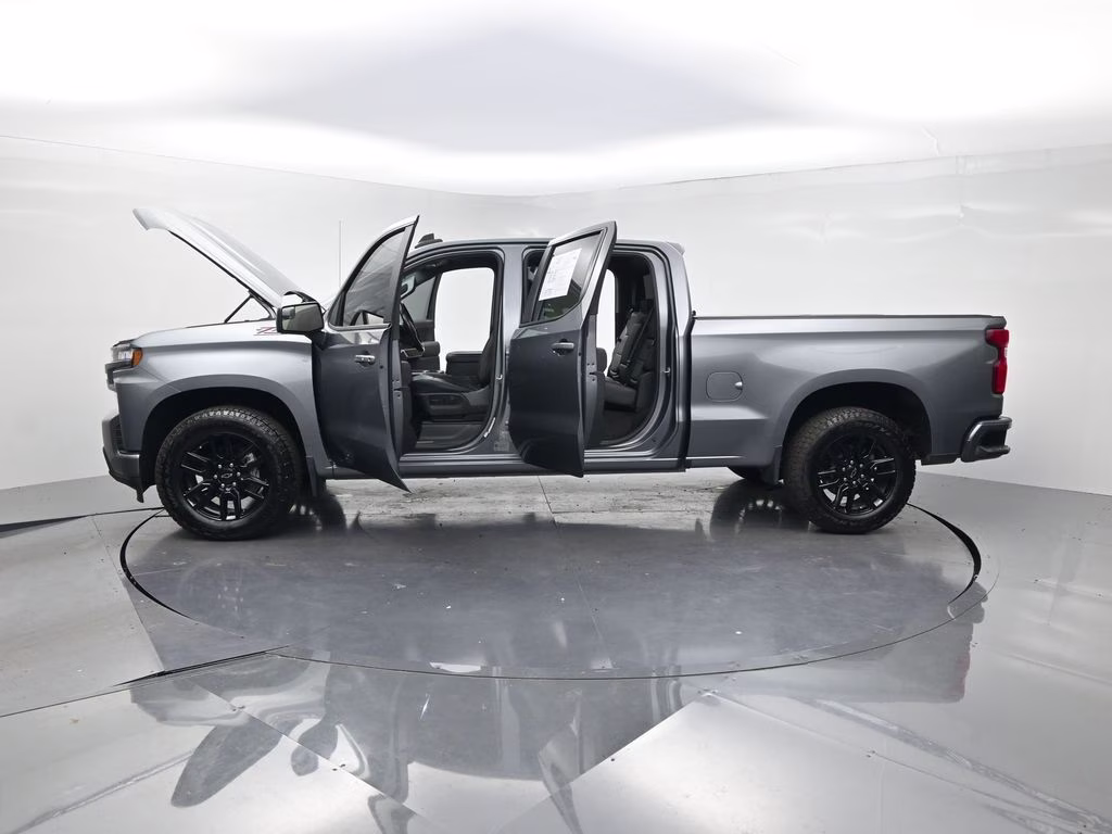 2021 Satin Steel Metallic Chevrolet Silverado 1500 RST 4X4 Truck