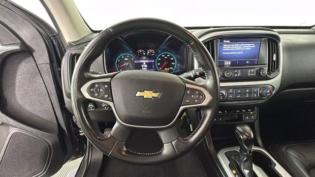 2022 Satin Steel Metallic Chevrolet Colorado LT 4X4 Truck