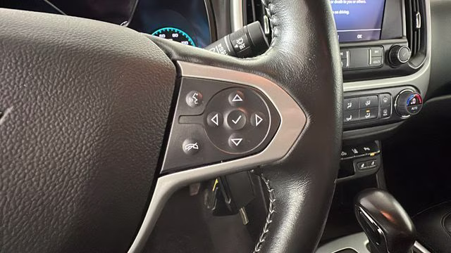 2022 Satin Steel Metallic Chevrolet Colorado LT 4X4 Truck