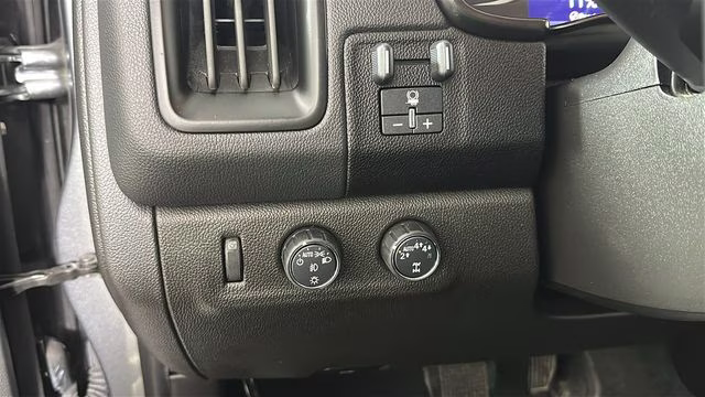 2022 Satin Steel Metallic Chevrolet Colorado LT 4X4 Truck