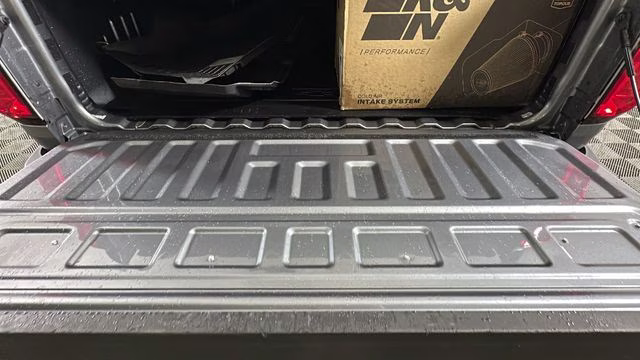 2022 Satin Steel Metallic Chevrolet Colorado LT 4X4 Truck