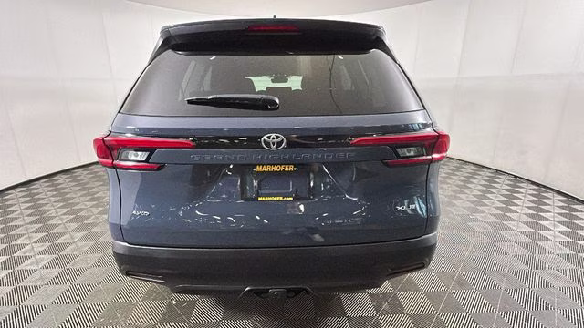 2024 Cloud Toyota Grand Highlander XLE AWD SUV