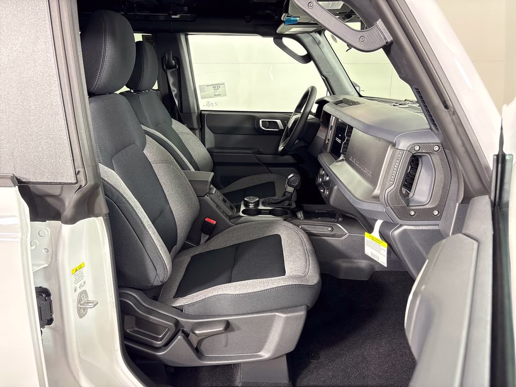 2026 Oxford White Ford Bronco Big Bend 4X4 SUV