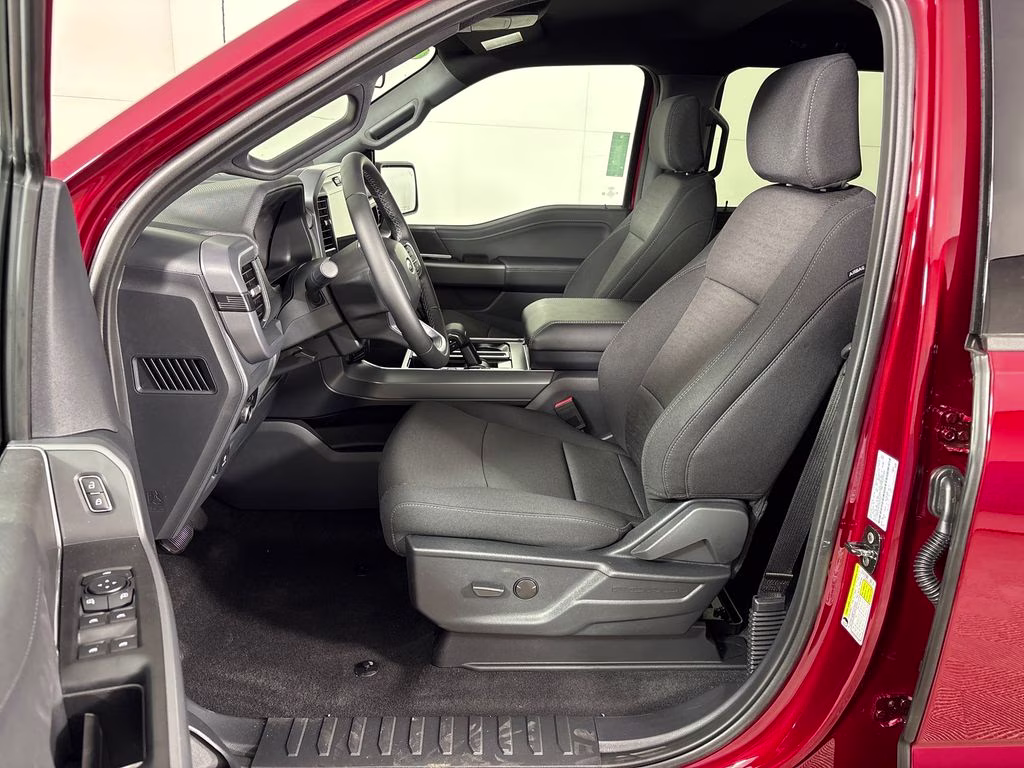 2026 Ruby Red Metallic Tinted Clearcoat Ford F-150 XLT RWD Truck
