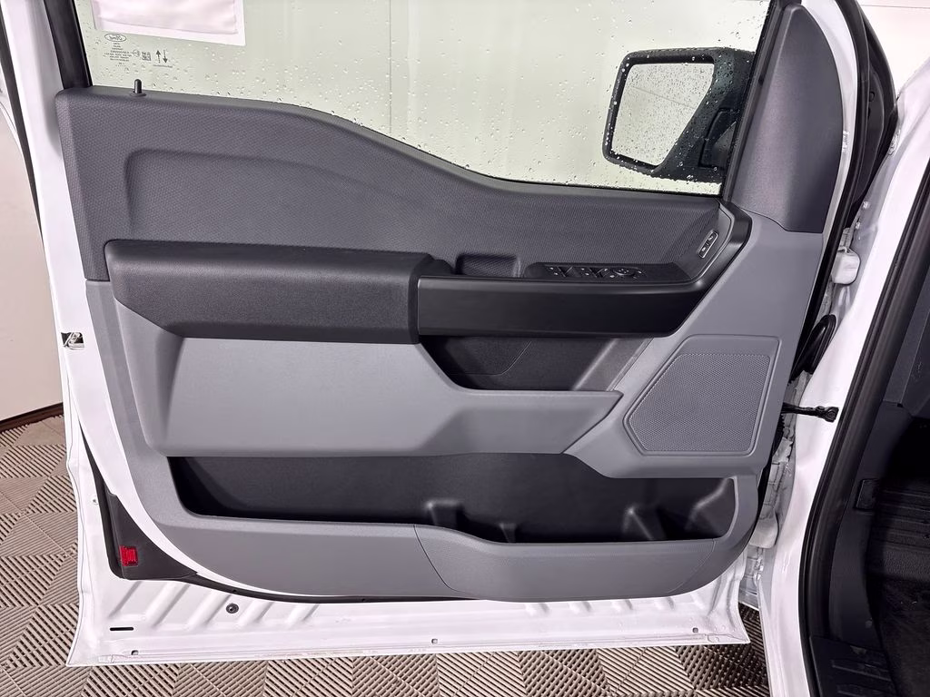 2026 Oxford White Ford F-150 XL RWD Truck