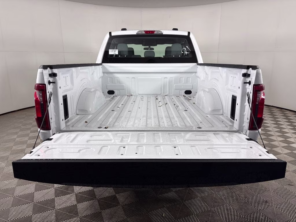 2026 Oxford White Ford F-150 XL RWD Truck