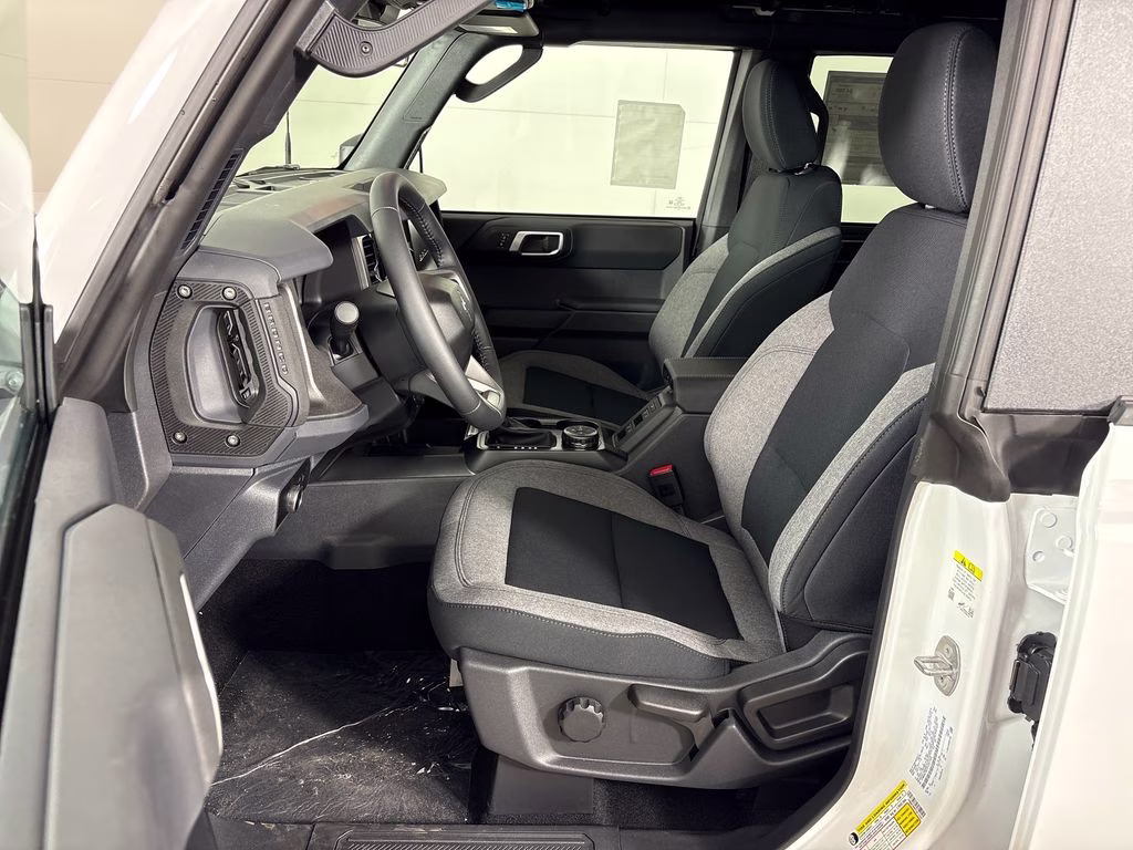 2026 Oxford White Ford Bronco Big Bend 4X4 SUV
