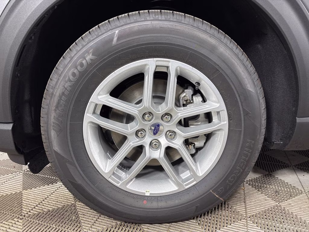 2026 Carbonized Gray Metallic Ford Explorer Active RWD SUV