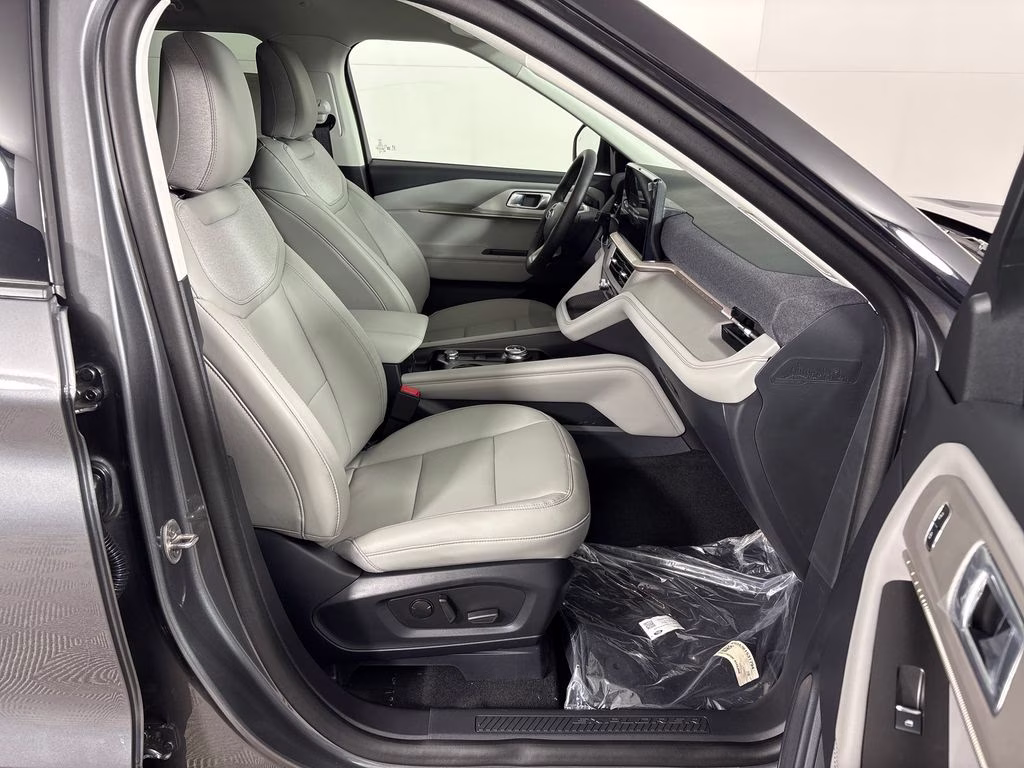 2026 Carbonized Gray Metallic Ford Explorer Active RWD SUV