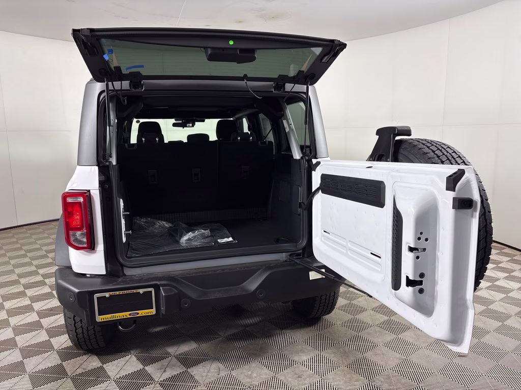 2026 Oxford White Ford Bronco Big Bend 4X4 SUV