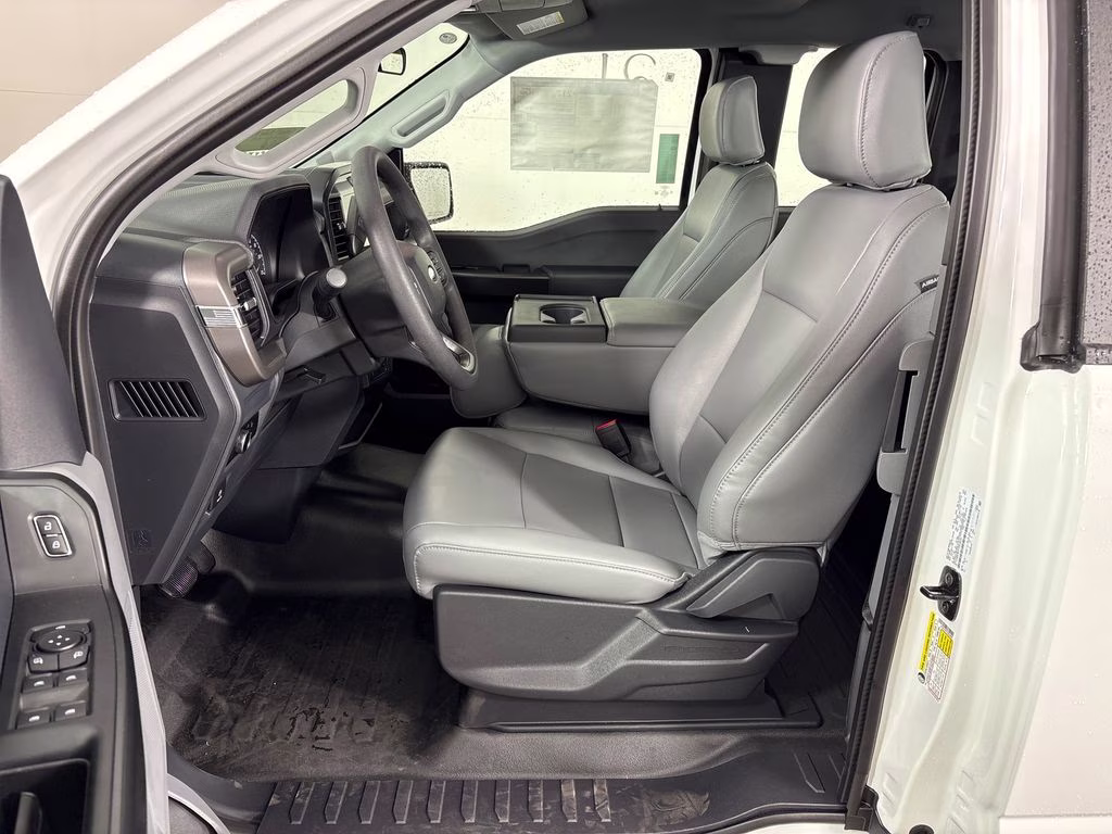 2026 Oxford White Ford F-150 XL RWD Truck