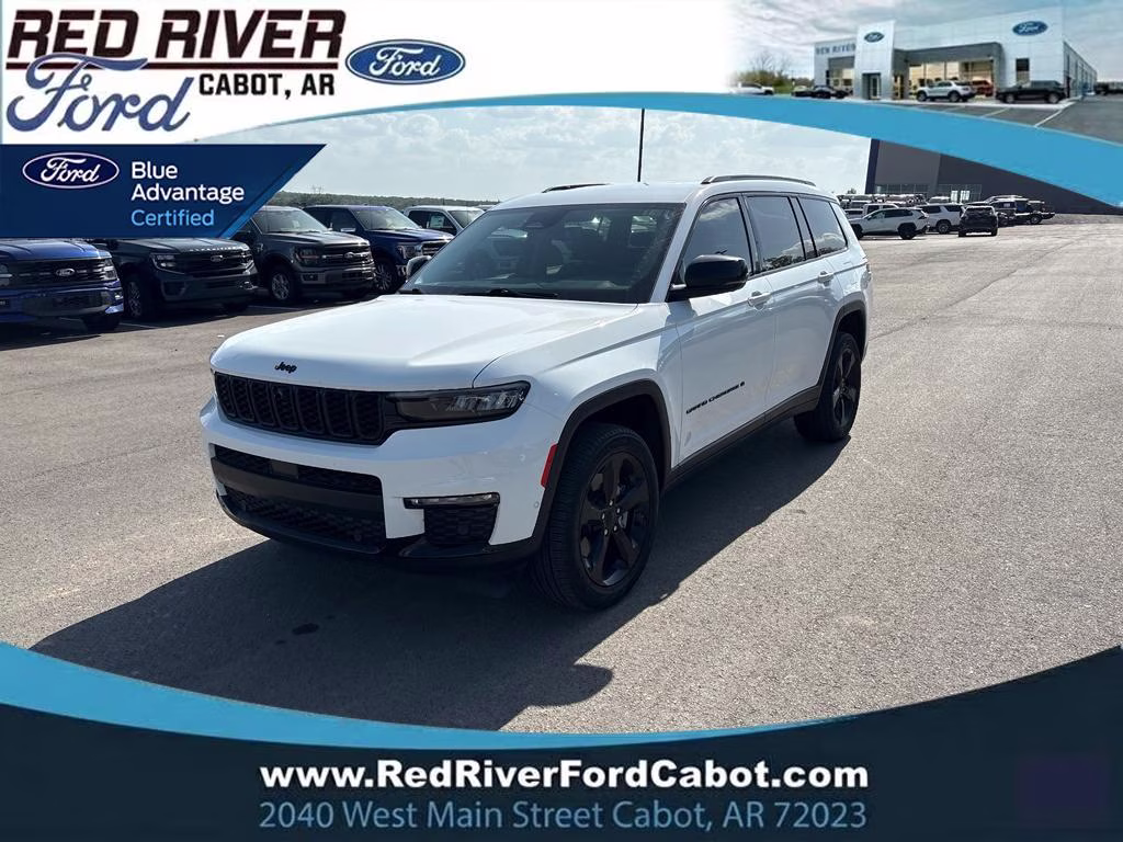 2023 Bright White Clearcoat Jeep Grand Cherokee L Limited 4X4 SUV