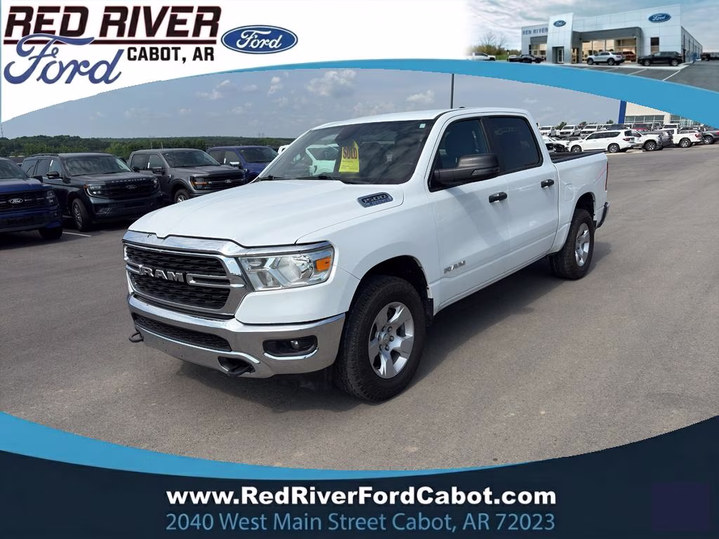 2023 RAM 1500 Big Horn/Lone Star 4x4 Crew Cab 5'7's photo