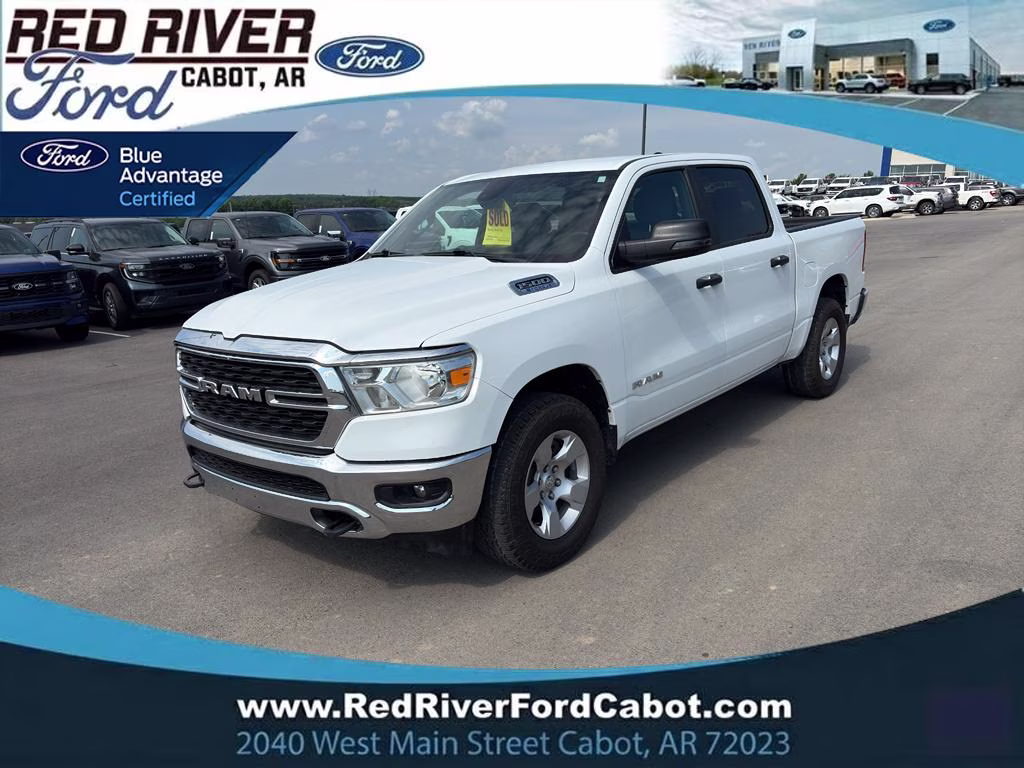 2023 Bright White Clearcoat Ram 1500 Big Horn 4X4 Truck