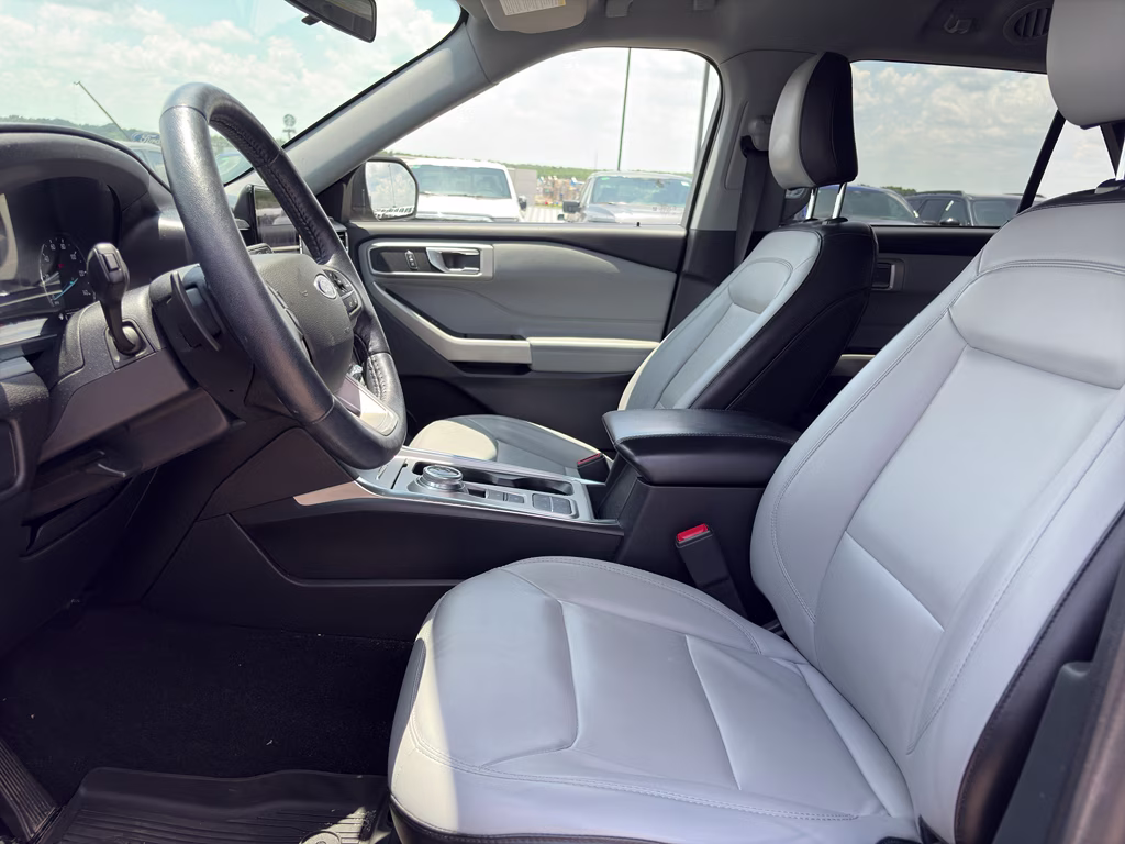 2021 Stone Gray Metallic Ford Explorer XLT RWD SUV