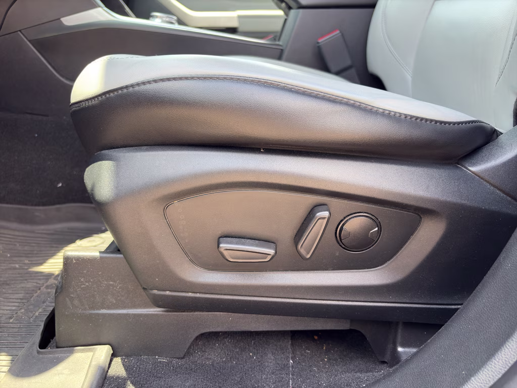 2021 Stone Gray Metallic Ford Explorer XLT RWD SUV