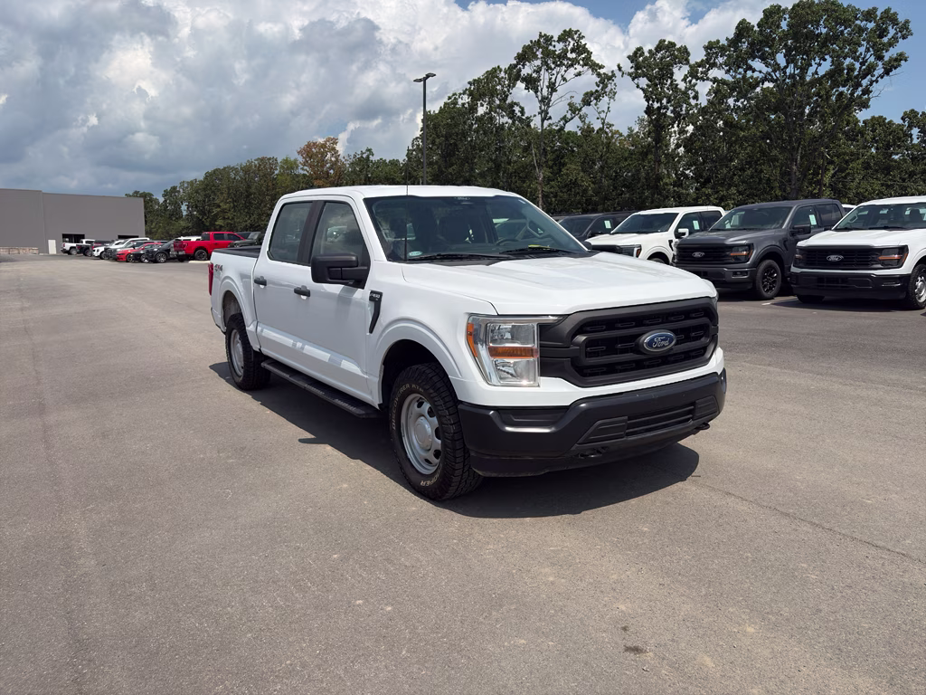 2022 White Ford F-150 XL 4X4 Truck