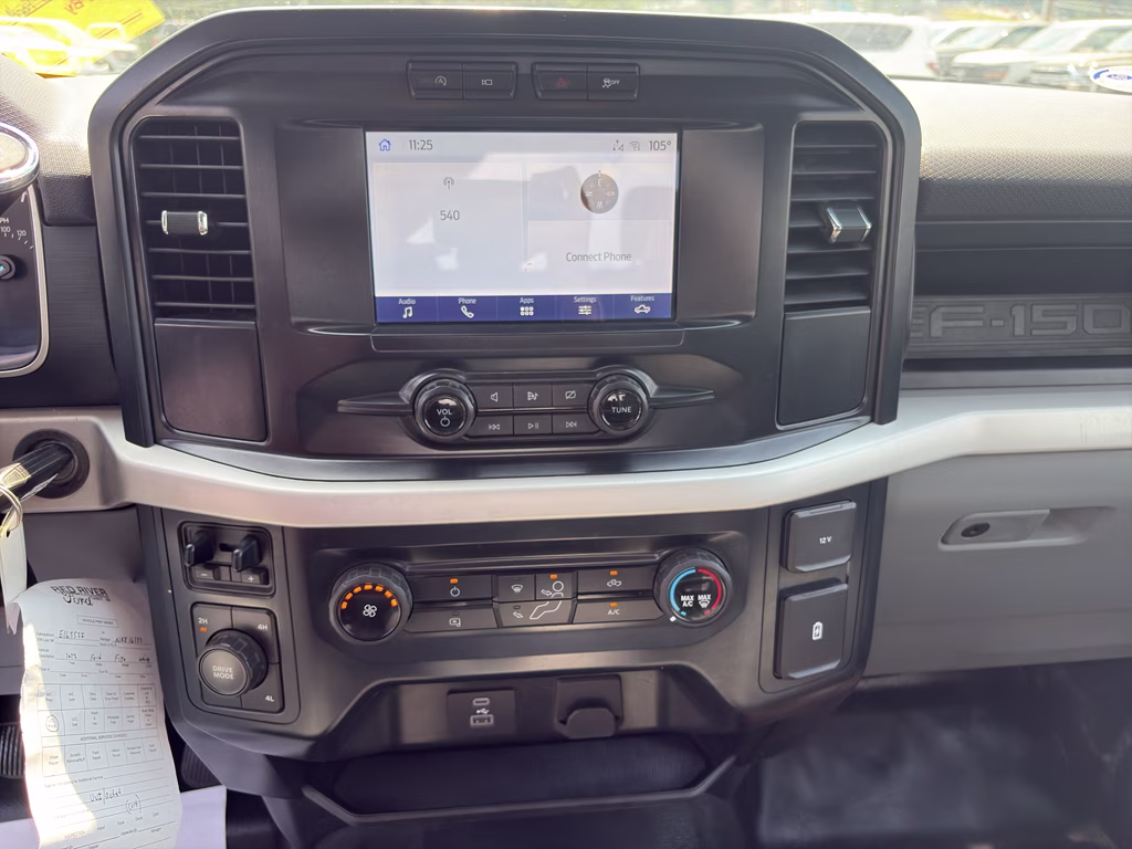 2022 White Ford F-150 XL 4X4 Truck
