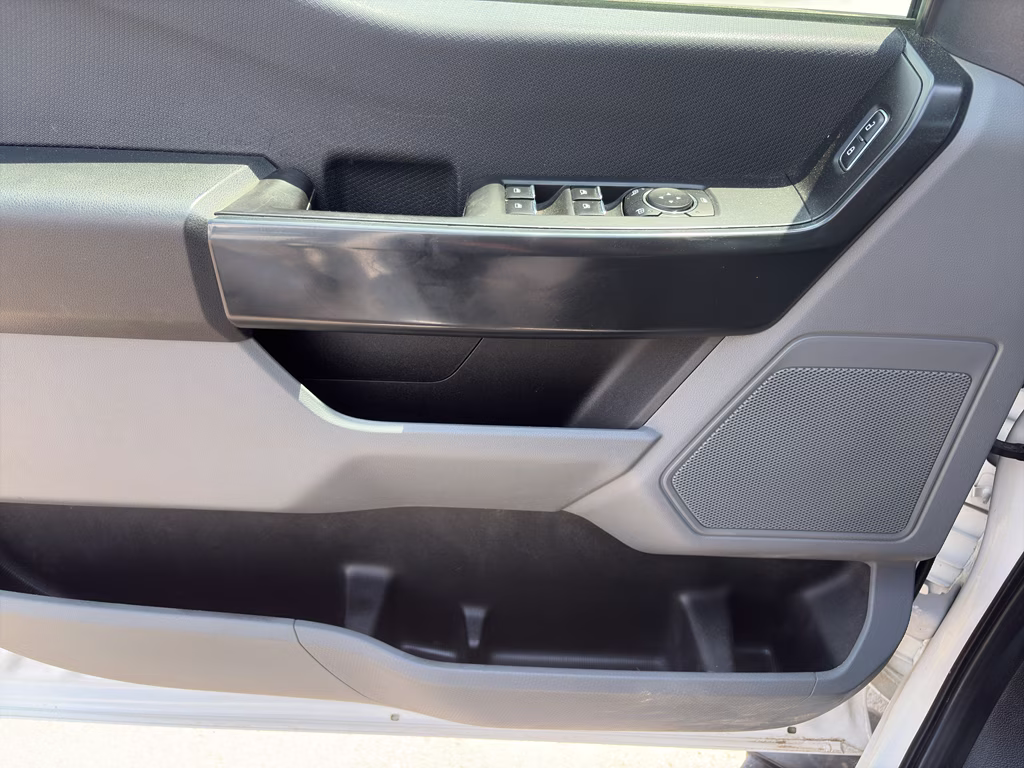 2022 White Ford F-150 XL 4X4 Truck