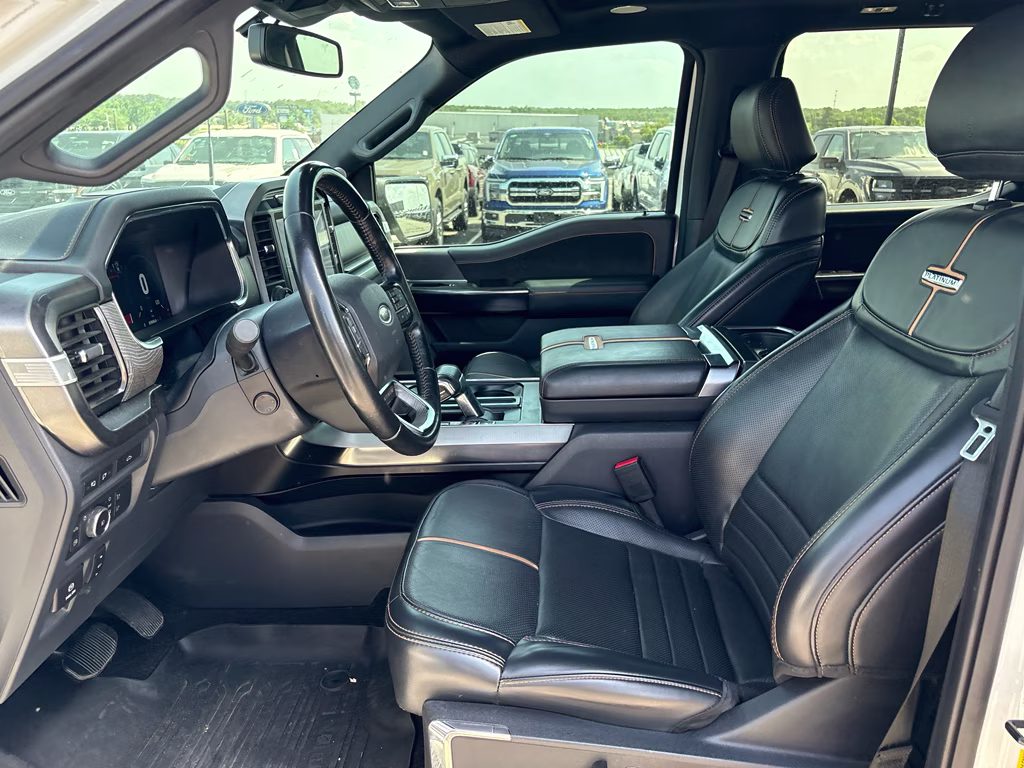 2022 Star White Metallic Tri-Coat Ford F-150 Platinum 4X4 Truck