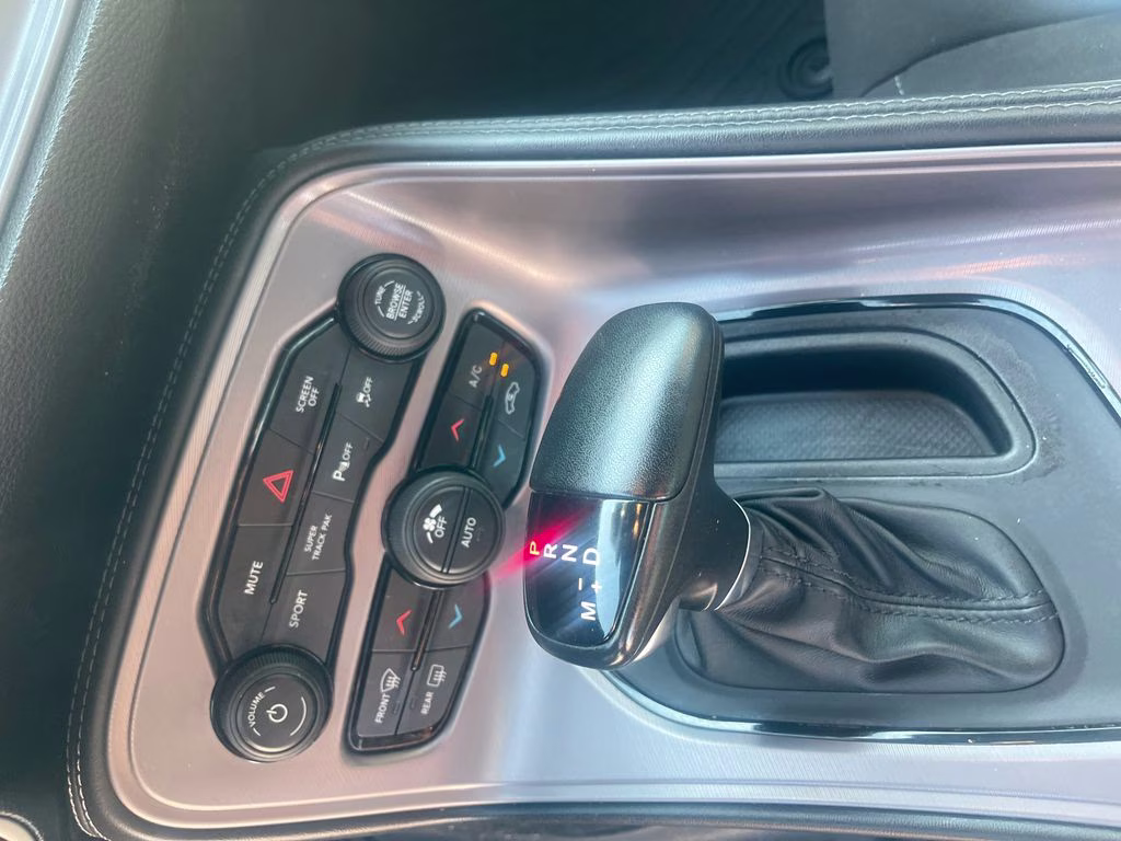 2023 Frostbite Dodge Challenger R/T RWD Coupe