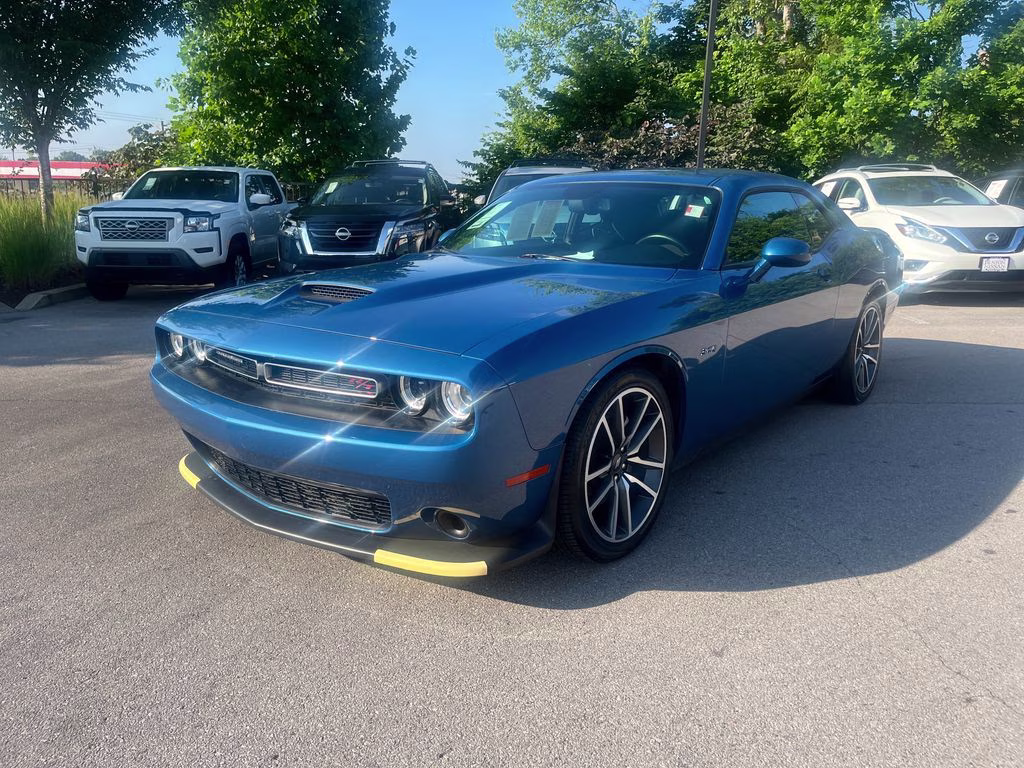 2023 Frostbite Dodge Challenger R/T RWD Coupe