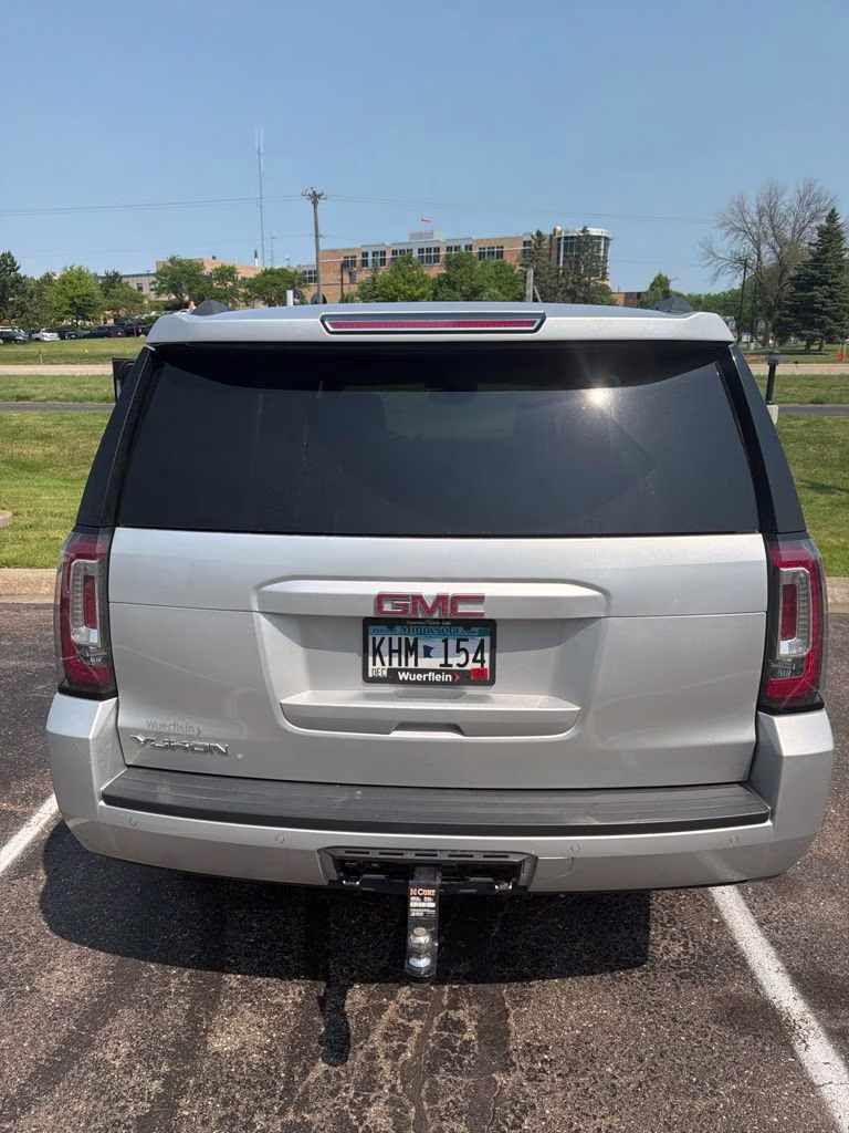 2017 Quicksilver Metallic GMC Yukon SLT w/Preferred Equipt & Bose Premium Audio 4X4 SUV
