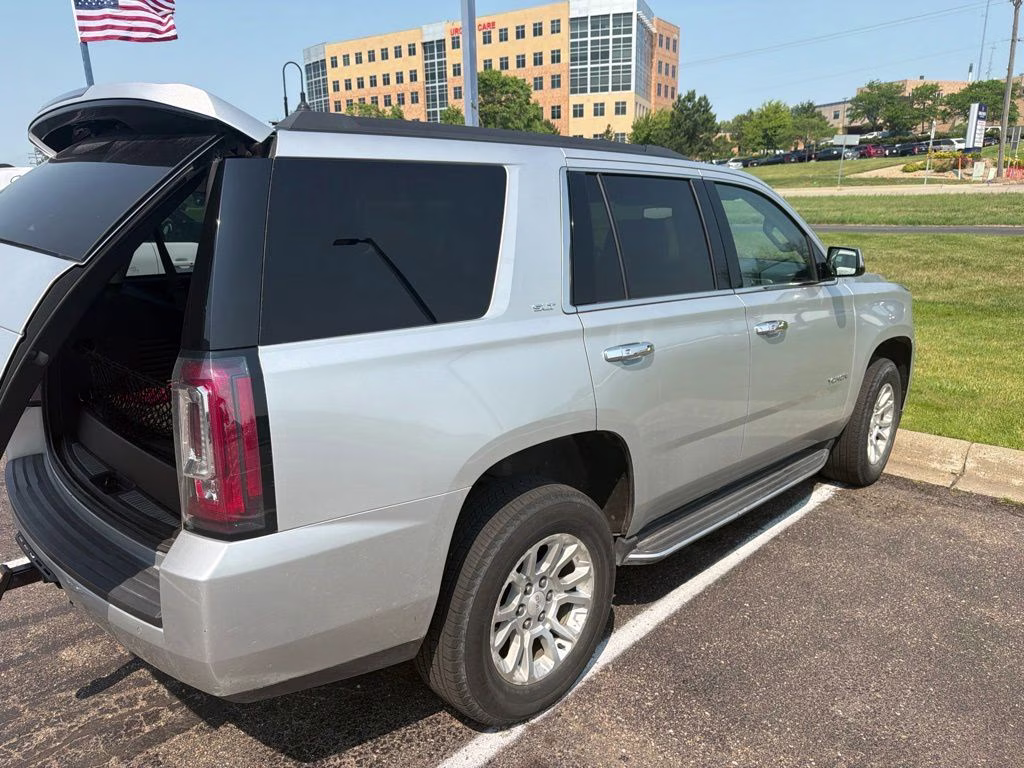 2017 Quicksilver Metallic GMC Yukon SLT w/Preferred Equipt & Bose Premium Audio 4X4 SUV