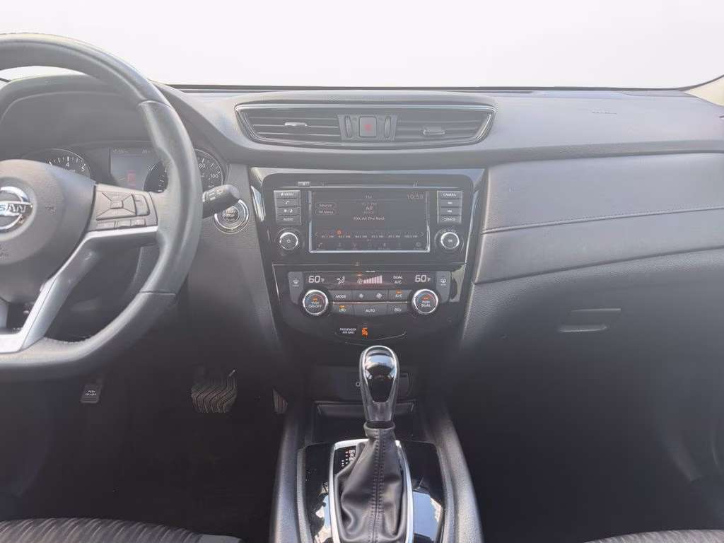 2018 Scarlet Ember Nissan Rogue SV w/Comfort & Convenience Pkgs AWD SUV