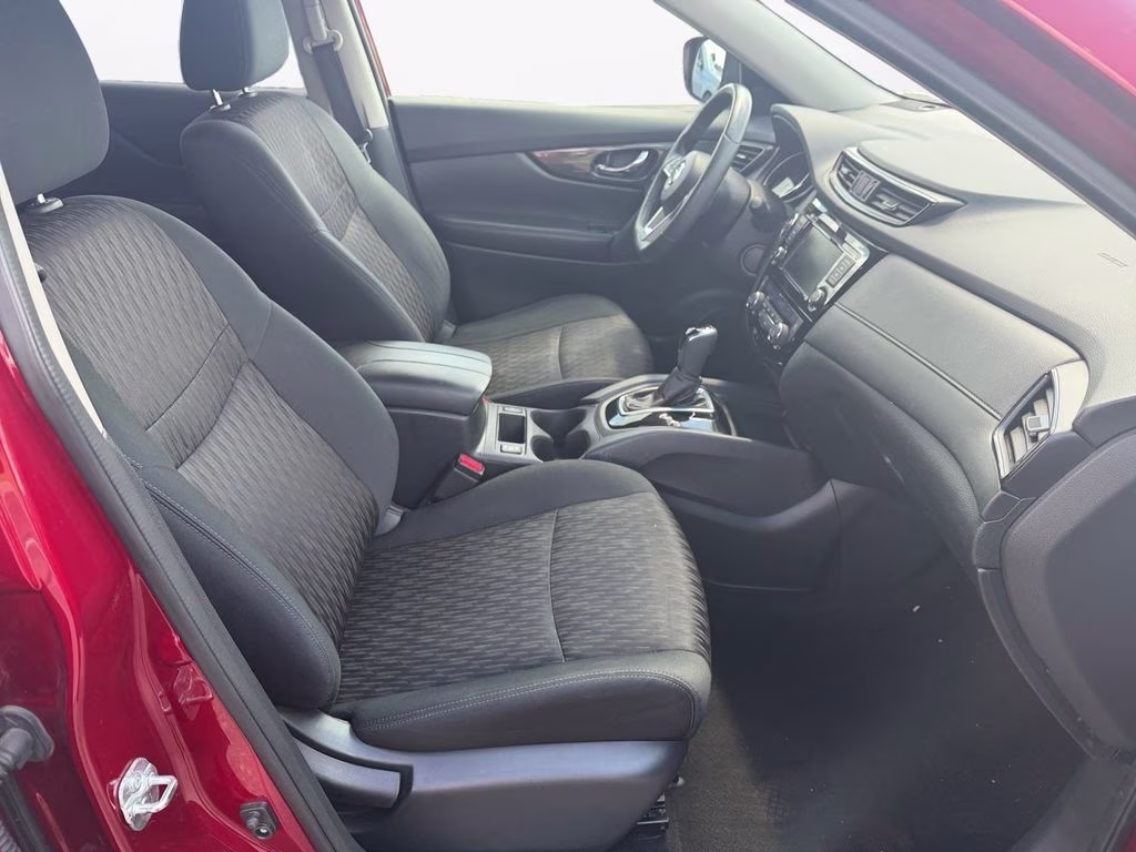 2018 Scarlet Ember Nissan Rogue SV w/Comfort & Convenience Pkgs AWD SUV