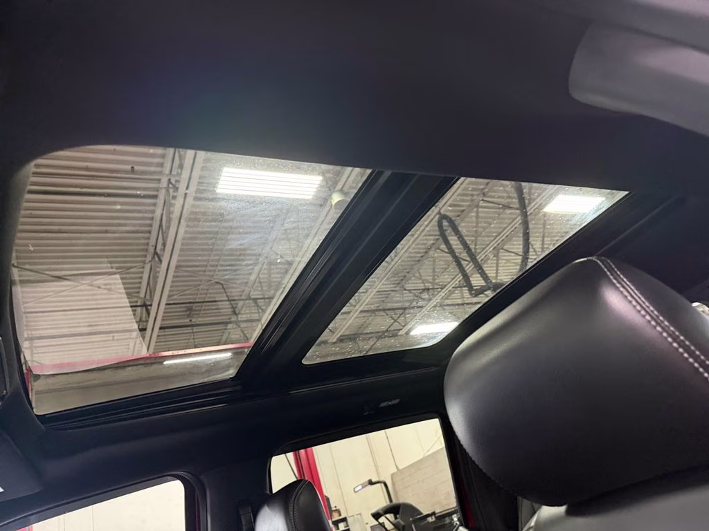 2020 Ford F-150 Lariat FX4 w/Trailer Tow & Twin Panel Moonroof 4X4 Truck