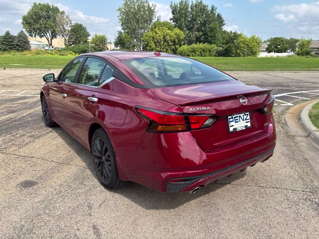 2025 Scarlet Ember Nissan Altima 2.5 SV AWD Sedan