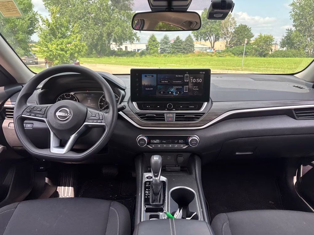 2025 Scarlet Ember Nissan Altima 2.5 SV AWD Sedan