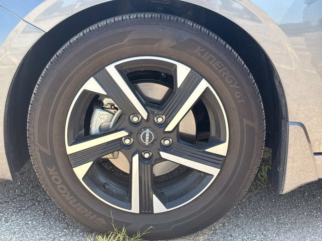 2025 Gun Metallic Nissan Sentra SV FWD Sedan