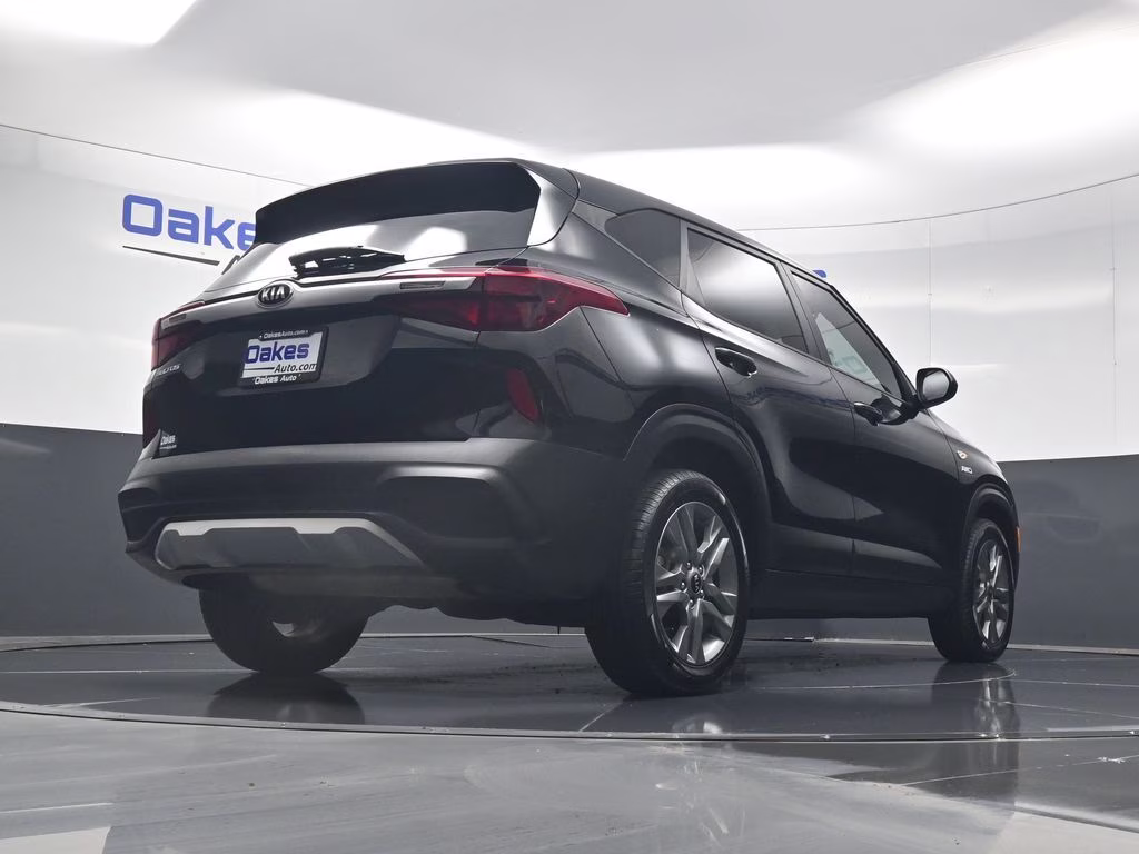 2021 Cherry Black Kia Seltos LX AWD SUV