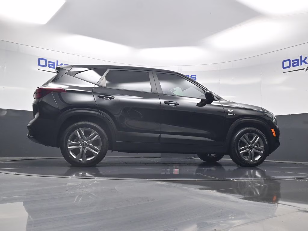 2021 Cherry Black Kia Seltos LX AWD SUV