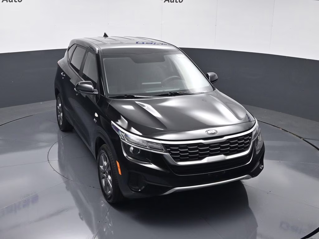2021 Cherry Black Kia Seltos LX AWD SUV