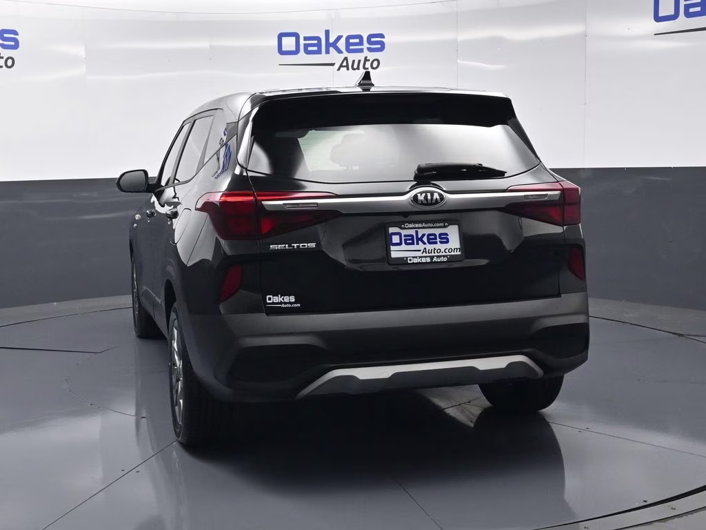 2021 Cherry Black Kia Seltos LX AWD SUV