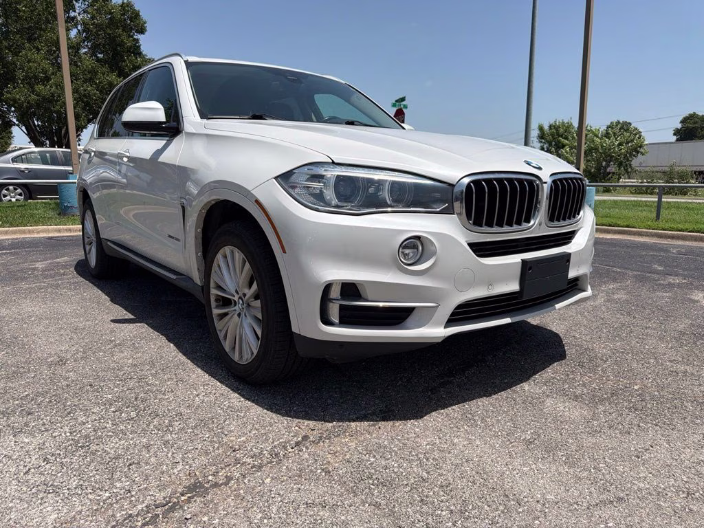 2016 BMW X5 xDrive35i Luxury Line's photo