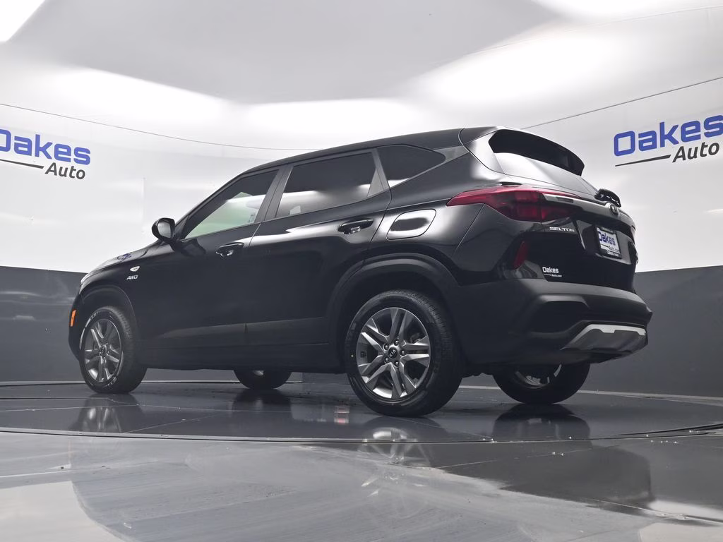 2021 Cherry Black Kia Seltos LX AWD SUV